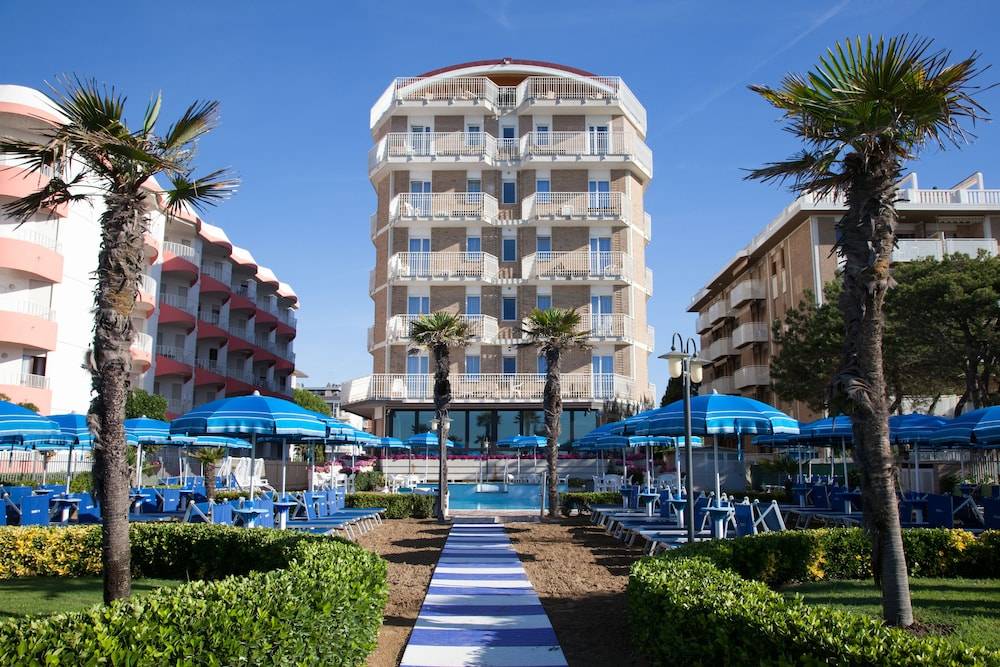 Regent's Hotel 1