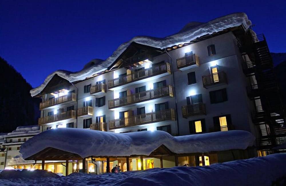 Hotel Cristallo 1