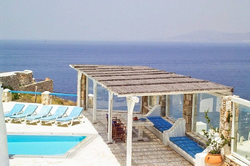 Villa Adonis 1