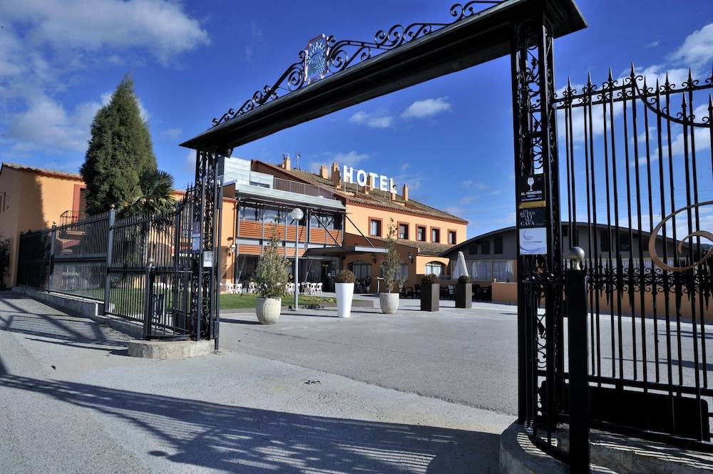Hotel Restaurant Sol i Vi 1