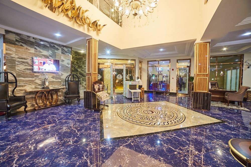 Corinthia Villa Hotel 2