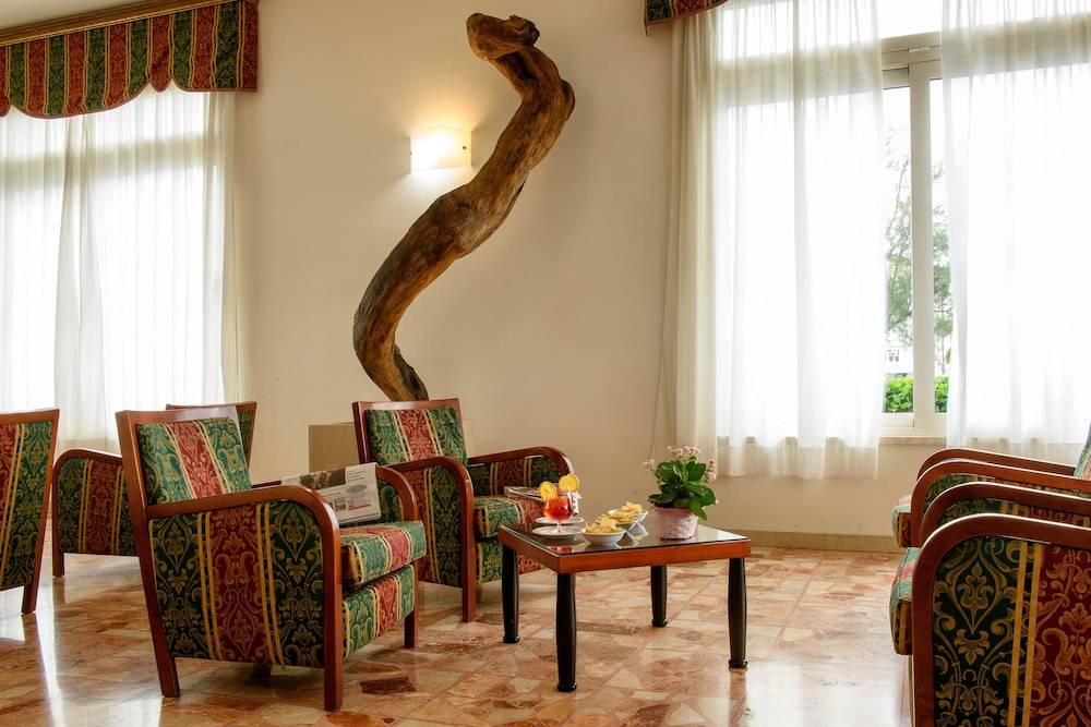 Hotel Capri & Residence 2