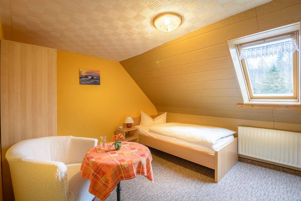 Ferienhotel Goldhübel 2