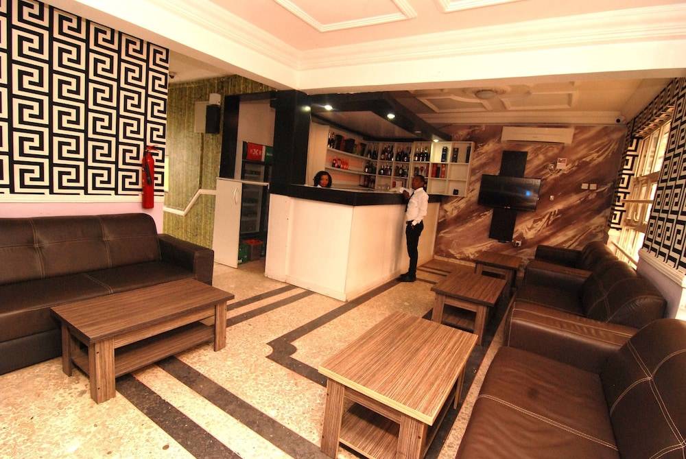 Silverland Hotel and Suites 1