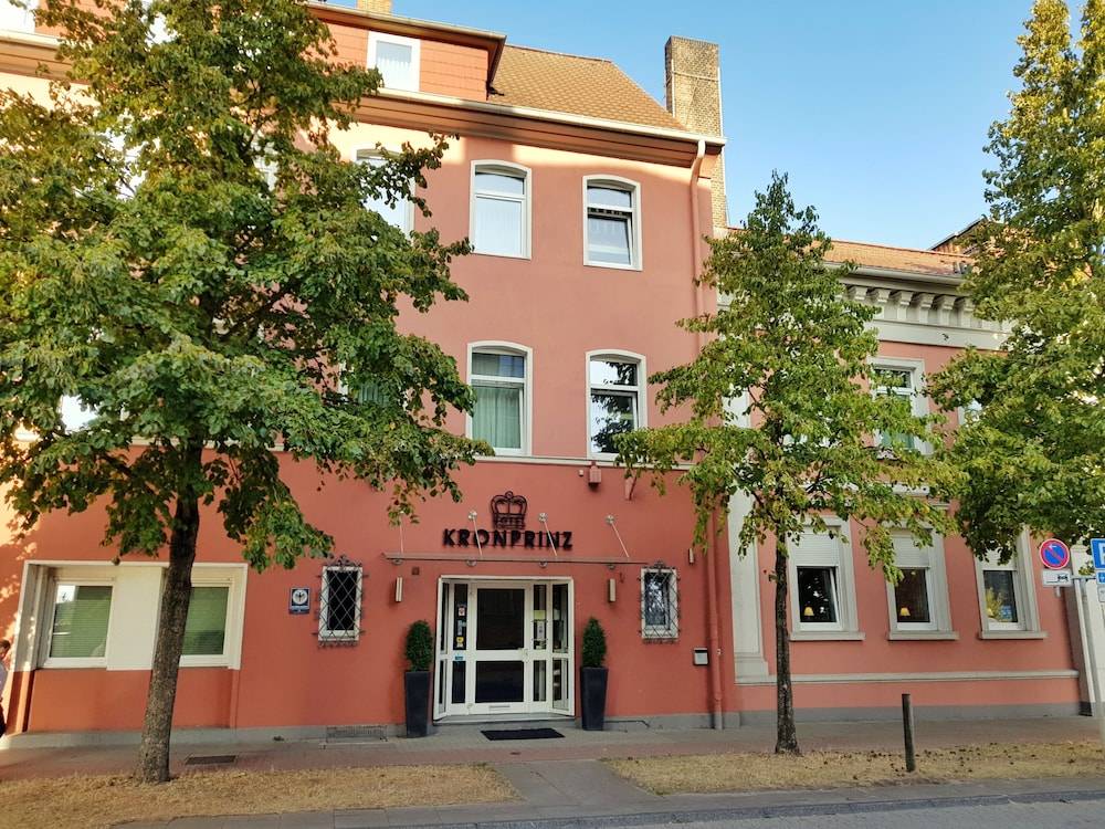 Hotel Kronprinz Garni 1