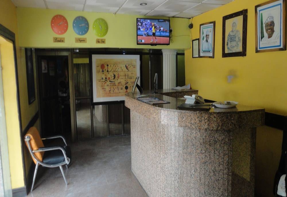 Labod Hotel 2