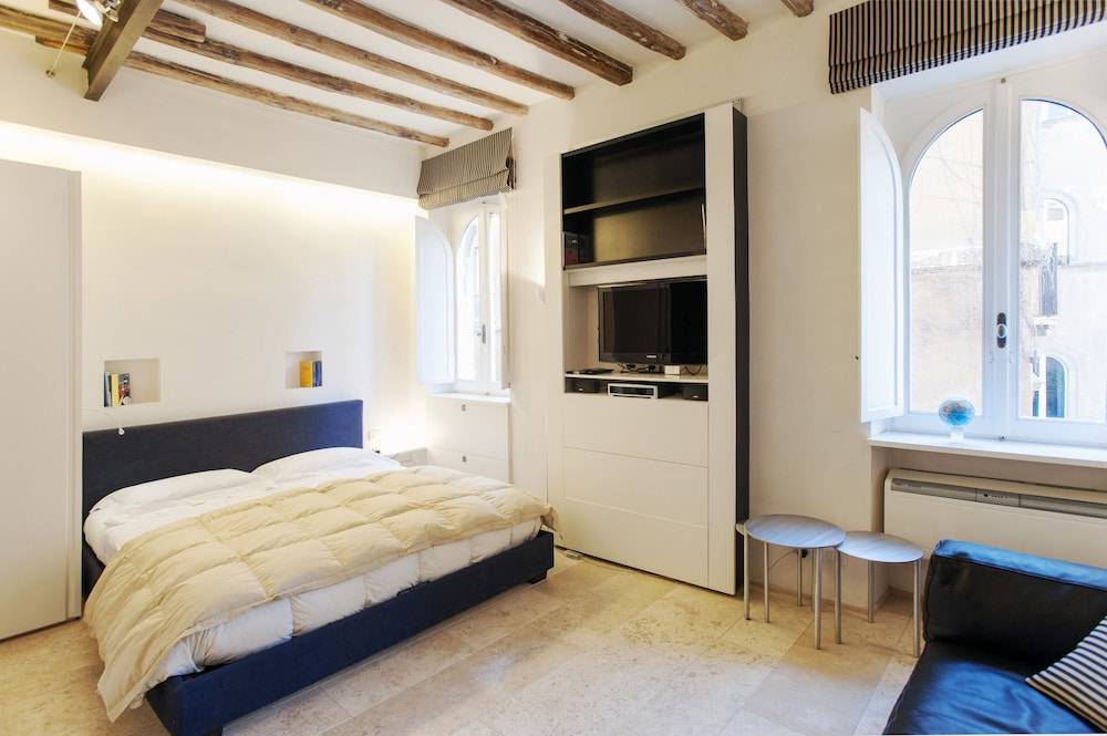 Oro - WR Apartments near Castel Sant'Angelo 2