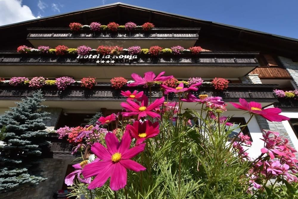 Hotel La Rouja 1