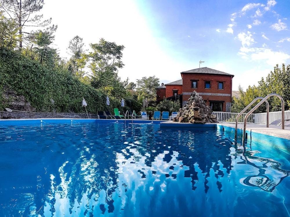 Hotel Rural Don Burguillo 1