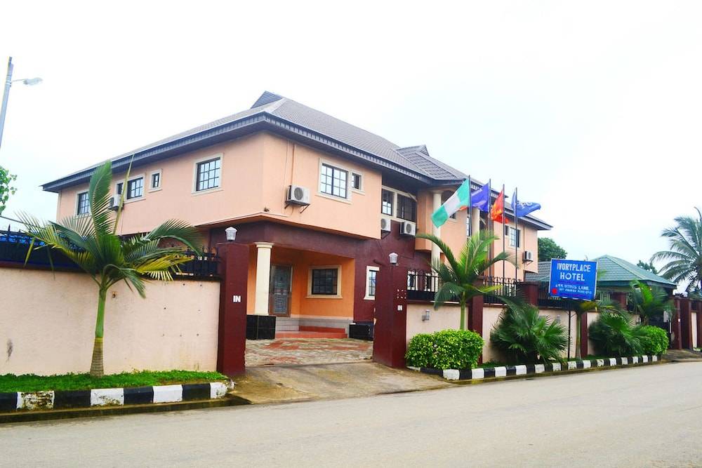Ivory Place Hotel 1
