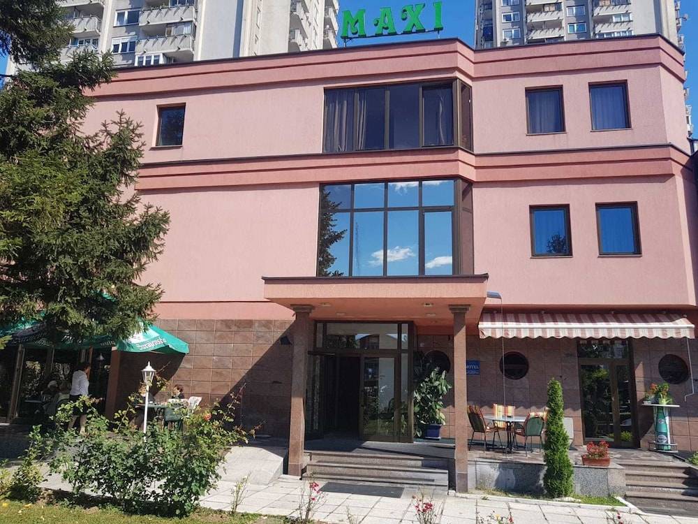 Hotel Maxi 1