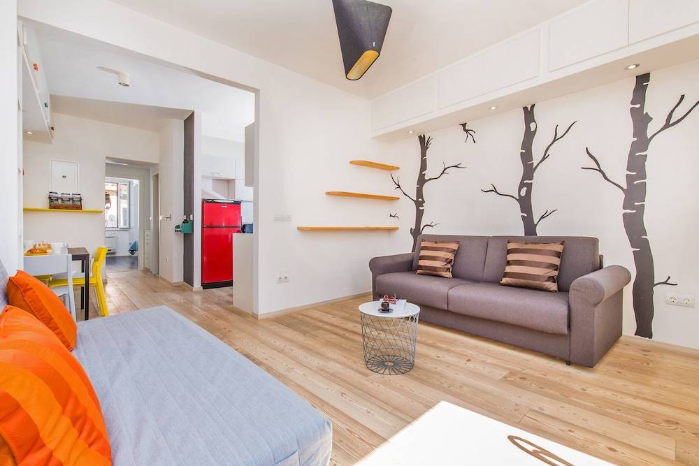 Apartment & Room Joy 1