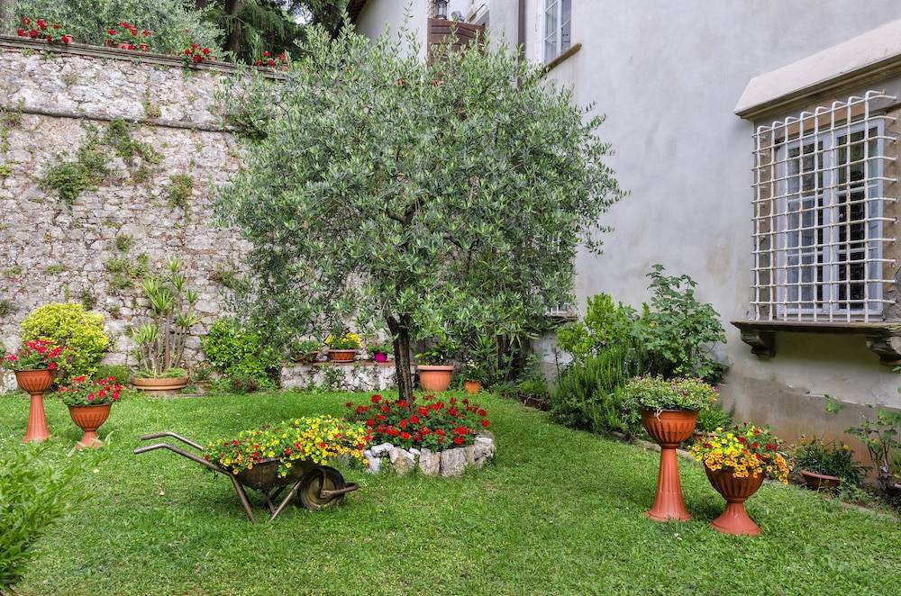 Casa Diocesana di Lucca 1