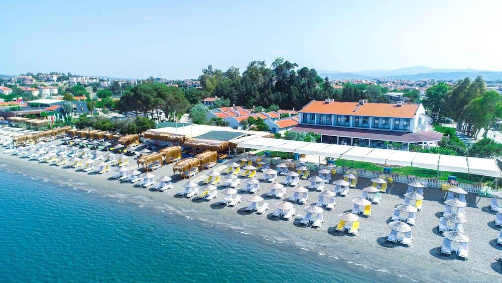 Teos Ormanci Tatil Koyu 1