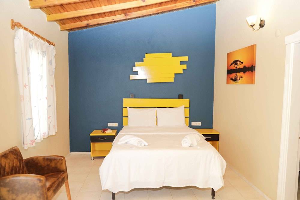 Teos Ormanci Tatil Koyu 2