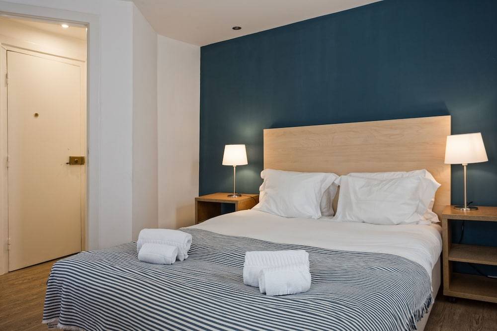 Cozy apartment in Lisbon's center! 2