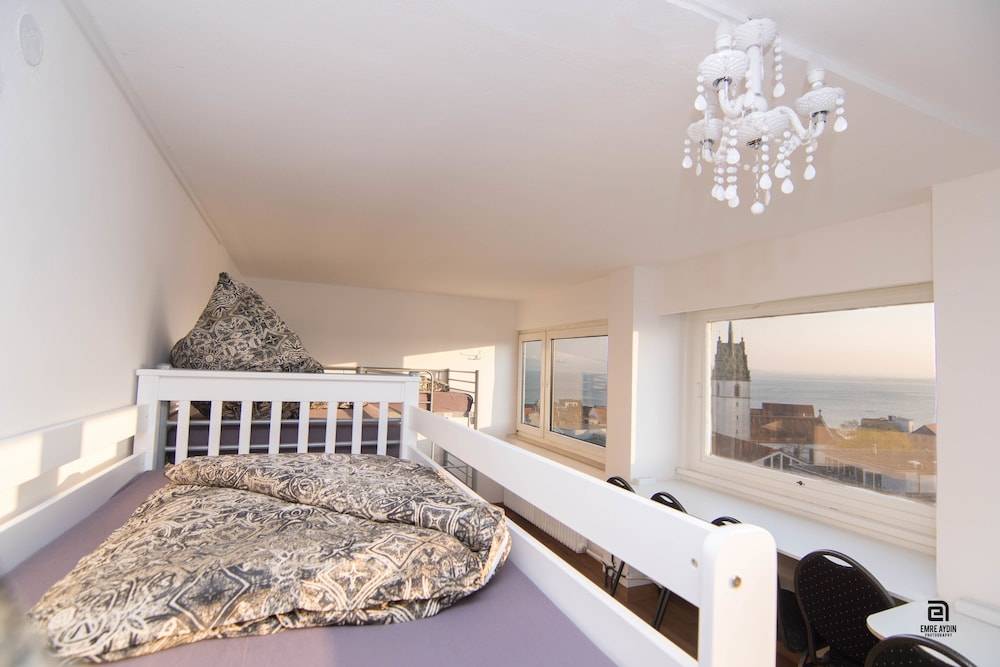 Skyhostel Friedrichshafen 2