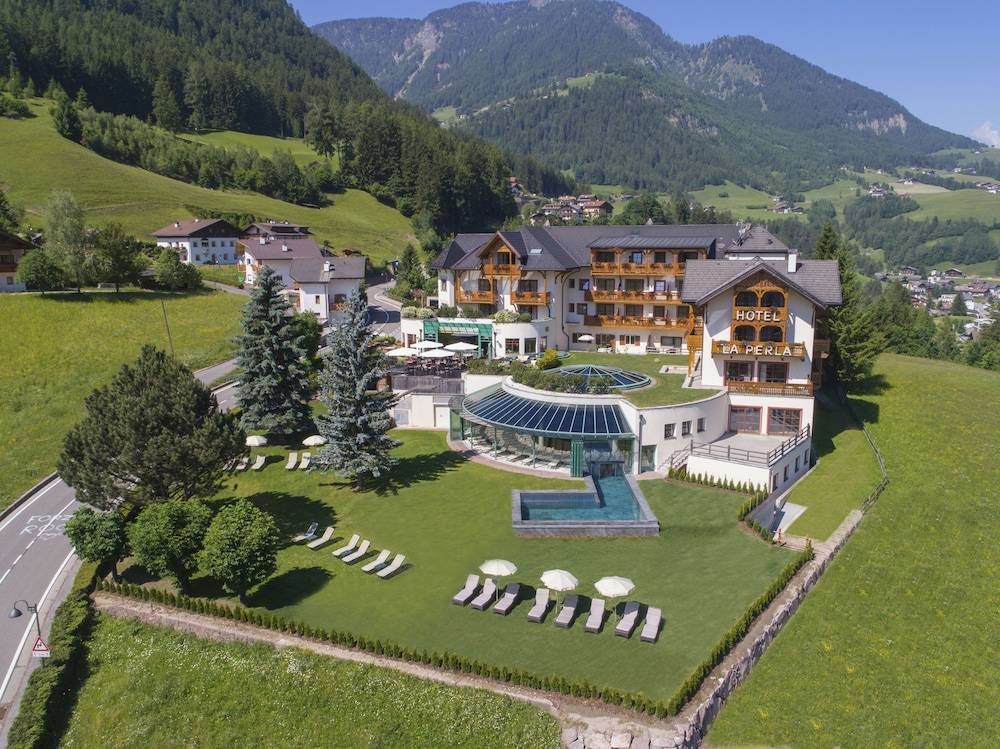 Alpin & Vital Hotel La Perla 1