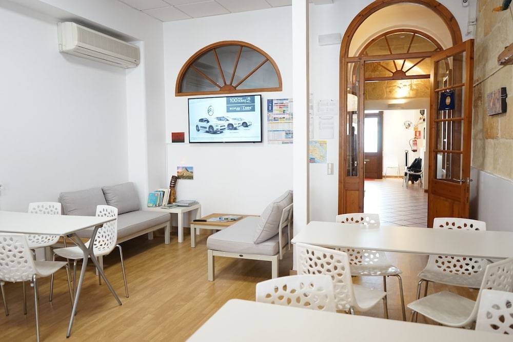 Hostel Menorca 1