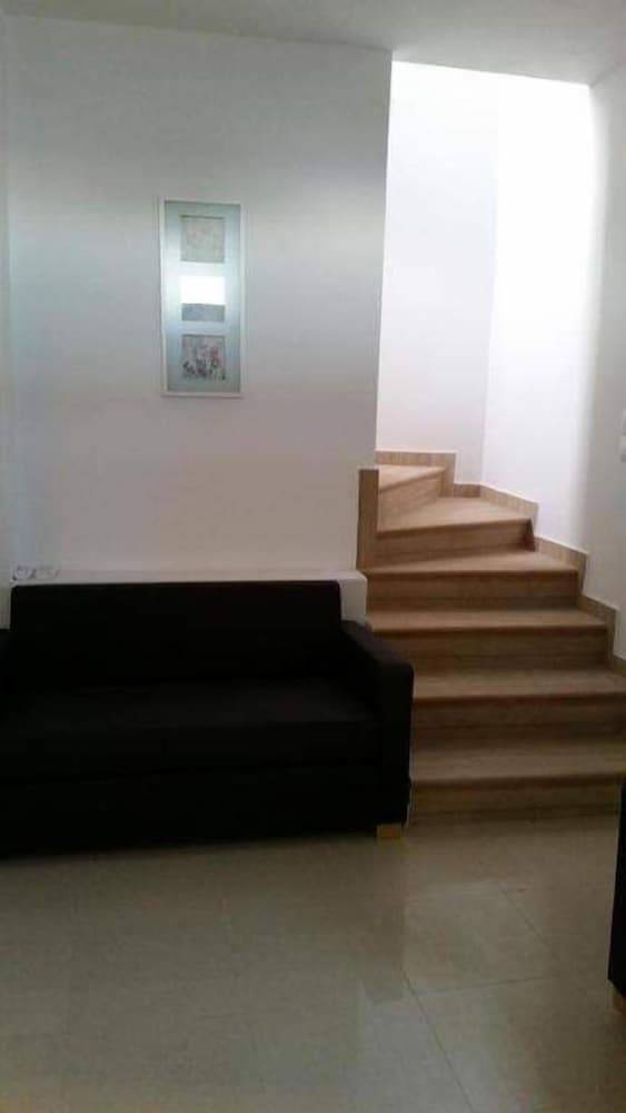 Finiki Villas 2