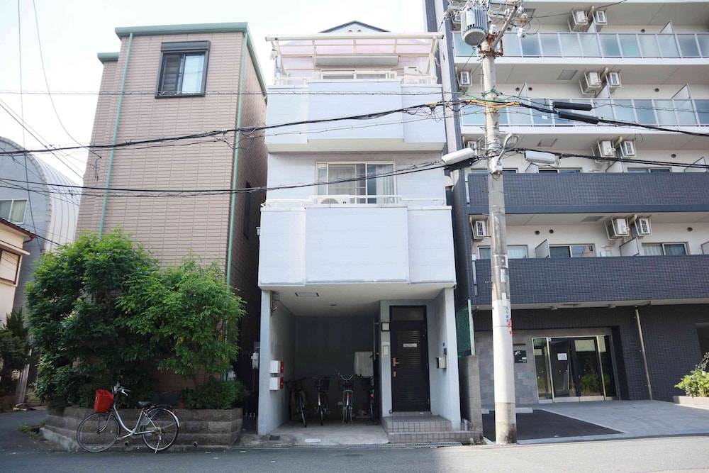 Happy Osaka House 1