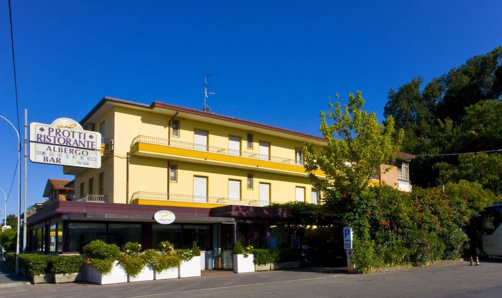 Albergo Ristorante Protti 1