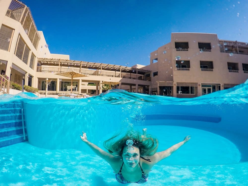 The Breakers Diving and Surfing Lodge Soma Bay 1
