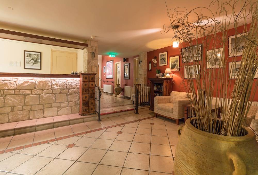 Hill View Hotel Apartments 2
