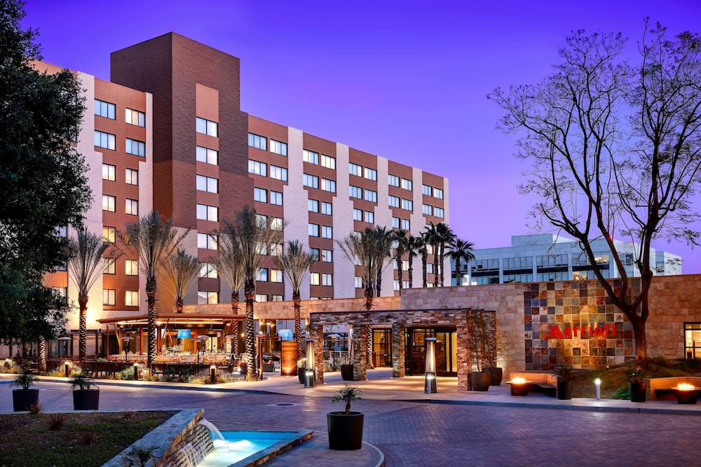Los Angeles Marriott Burbank Airport 1