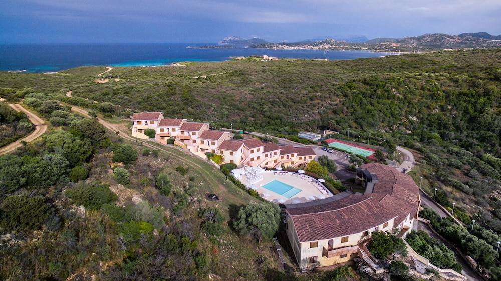 Residence Costa Ruja 1