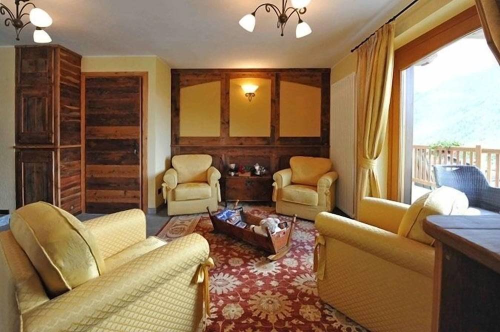 Gresil Residence 2