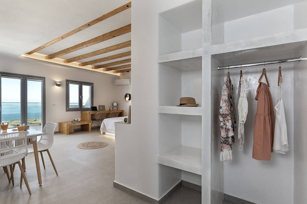 La Estrella Luxury Suites 1