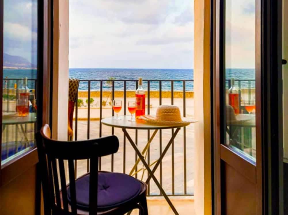 Ninfa Apartment the Window on the Mediterranean 1