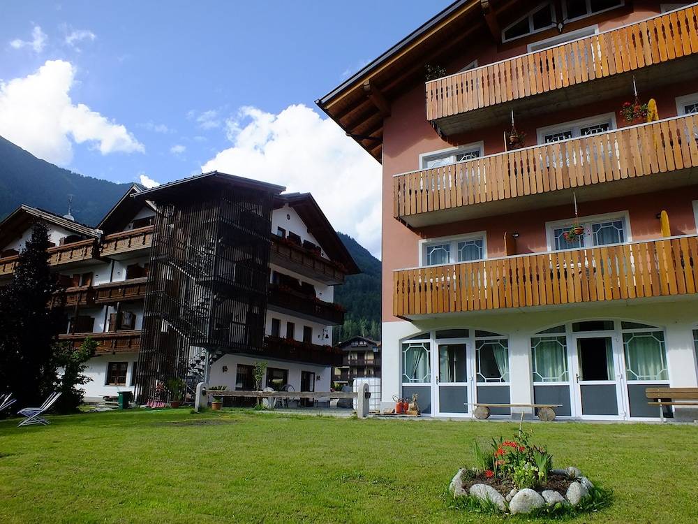 Hotel Garni Al Nardis 1