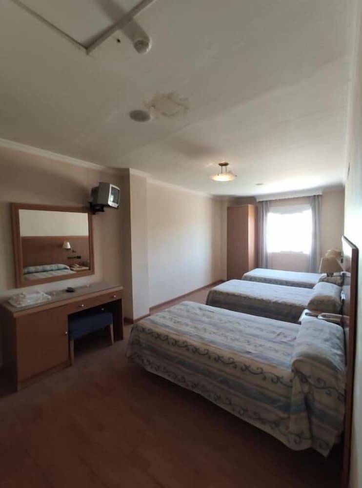 Hotel Lindaraja 2
