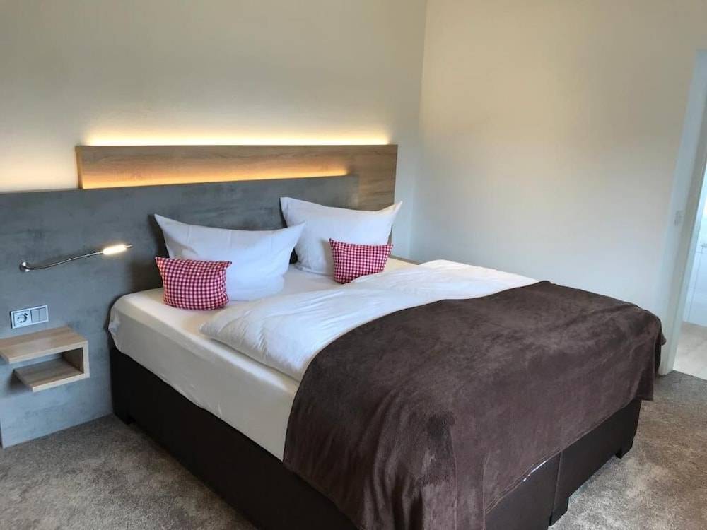 Hotel & Restaurant Zum Karpfen 2