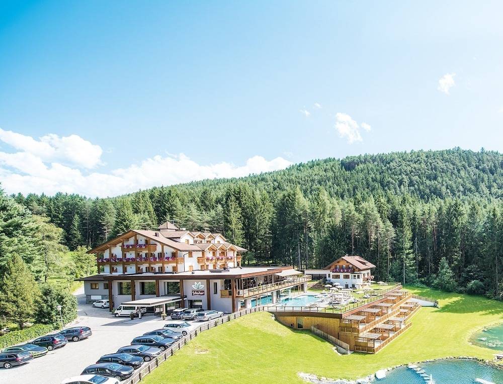 Hotel Weiher Green Lake 1