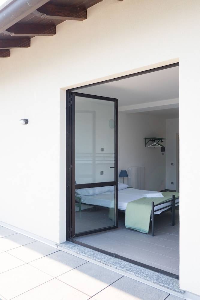 Lake Como Beach Hostel 2
