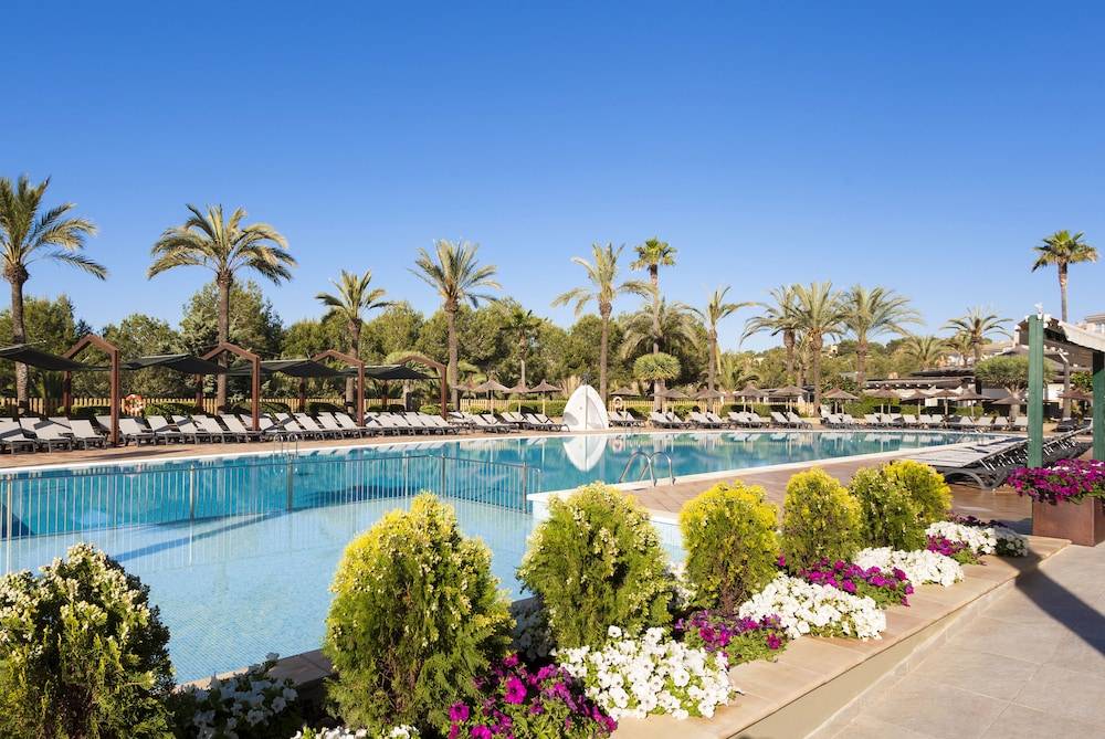 Insotel Cala Mandía All Inclusive Resort & Spa 1