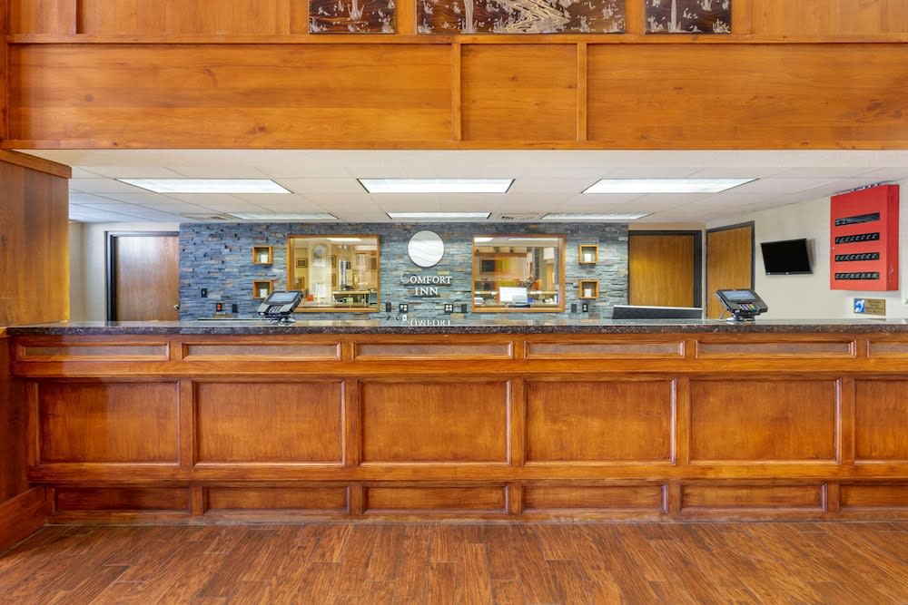 Comfort Inn at Thousand Hills 2