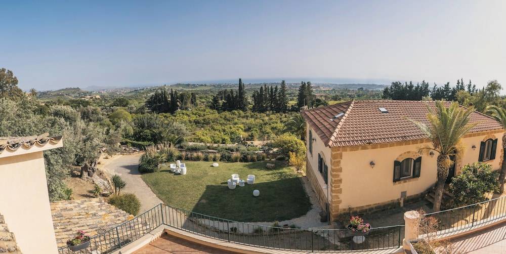 Villa La Lumia B&B Suites & Apartments 1