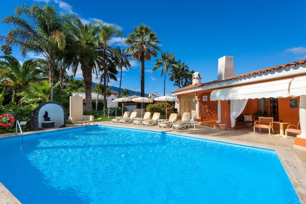 Apartamentos Ambassador 1
