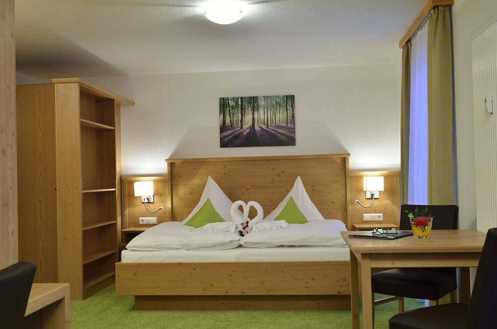 Burg Hotel Feldberg 2