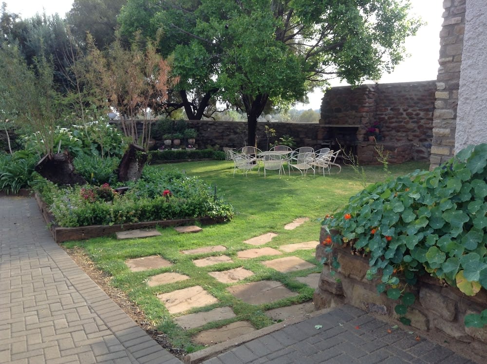 A Little Guesthouse 1
