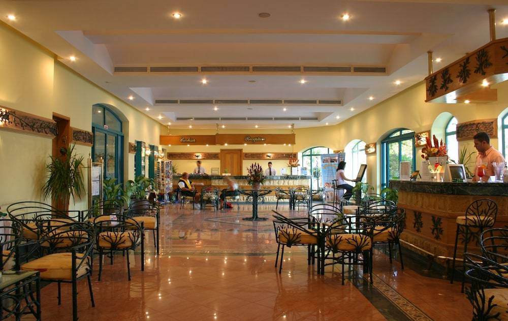 Falcon Hills Hotel 2