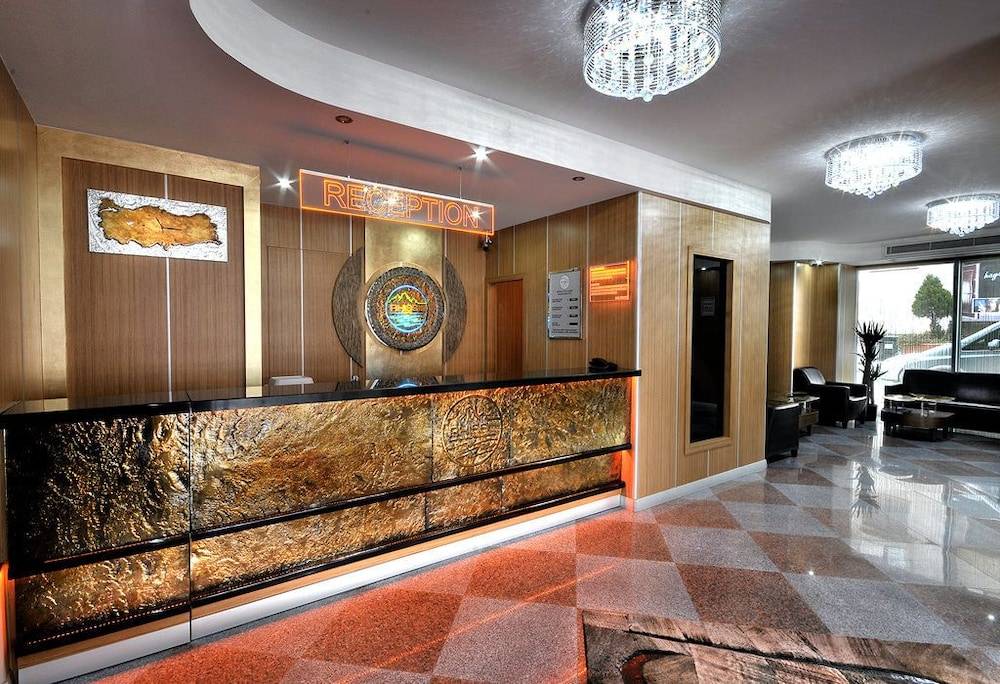 Rhiss Hotel Bostanci 2