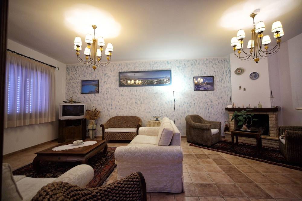 History Hotel 2
