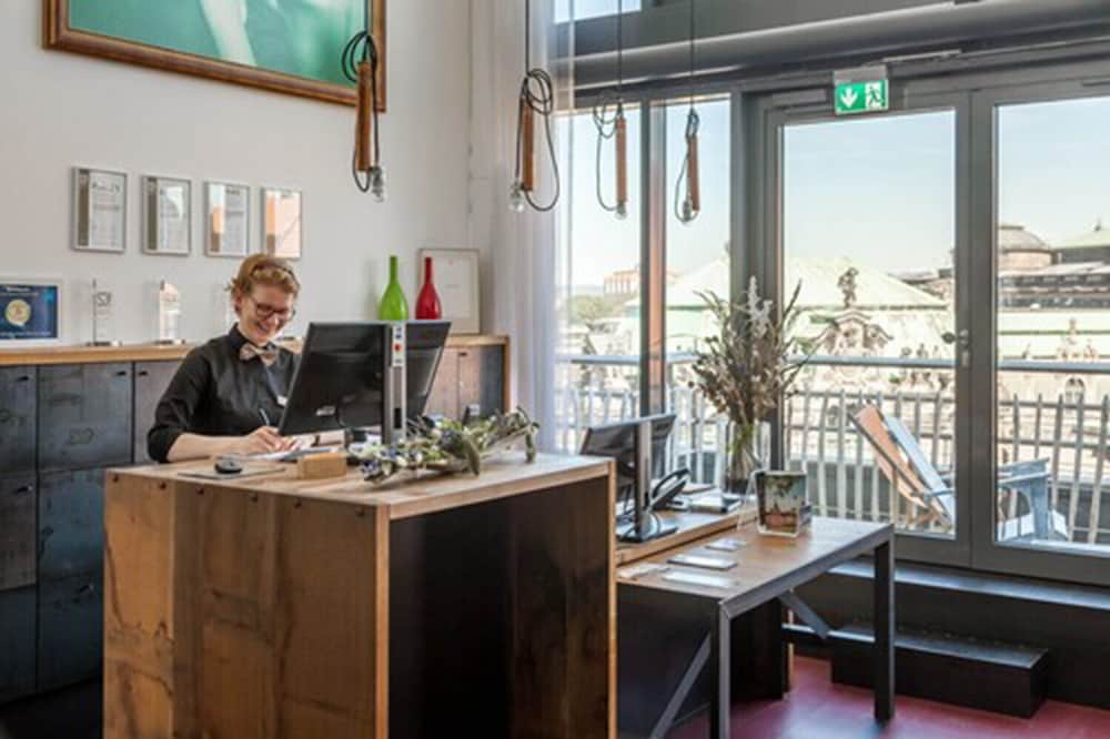 Staycity Aparthotels Dresden City Centre 2