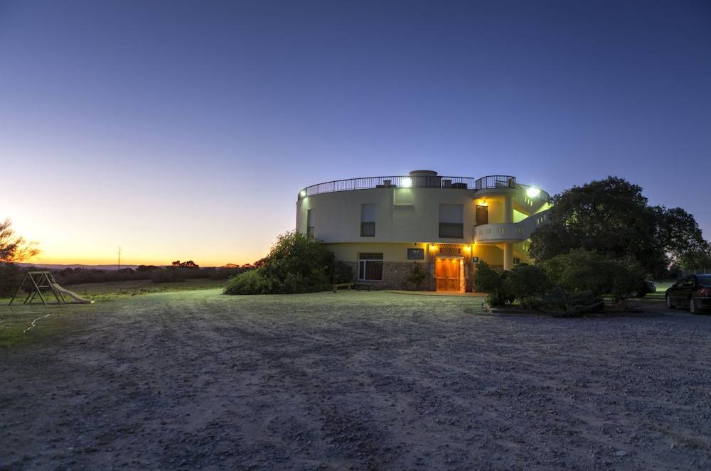 Hotel Paraje La Lambra 1