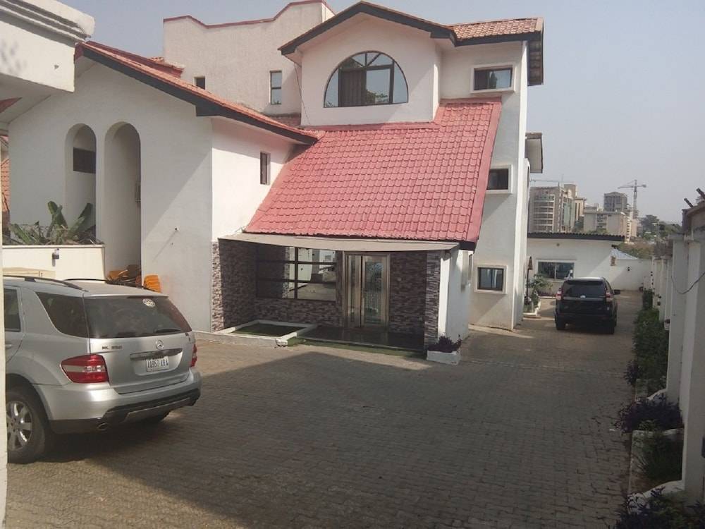 Jat Suites 1